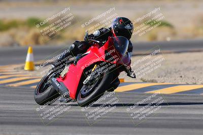 media/Dec-10-2023-SoCal Trackdays (Sun) [[0ce70f5433]]/Turn 4 (1145am)/